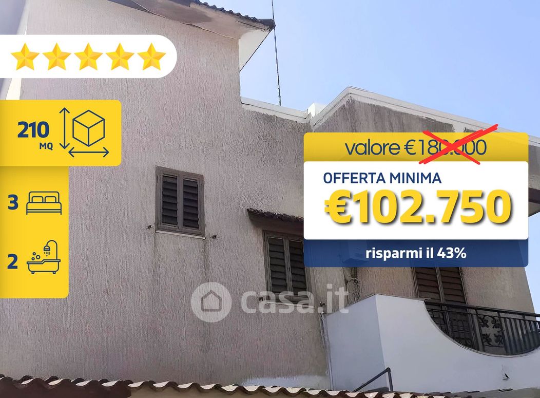 Villa in Vendita in Via Cavallucci Marini 8 a Taranto