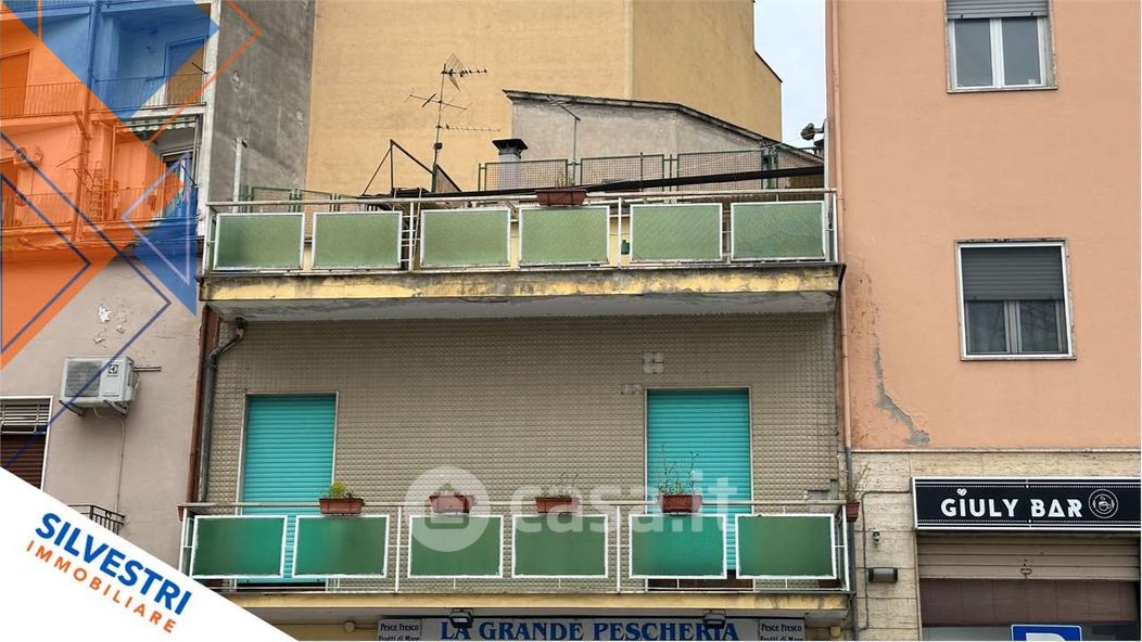 Appartamento in Vendita in Piazza Leonida Bissolati a Benevento