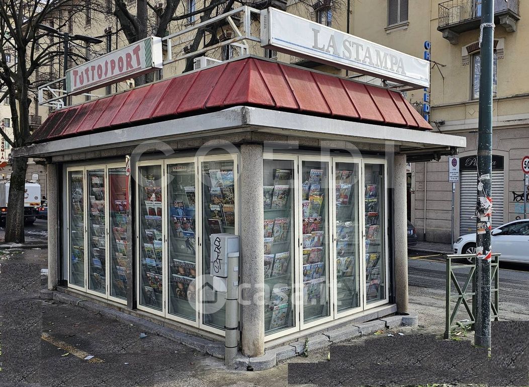 Negozio/Locale commerciale in Vendita in Corso Sebastopoli 161 a Torino