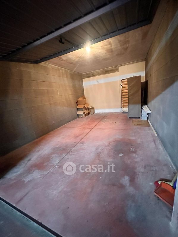 Garage/Posto auto in Affitto in Via Lupiae 46 a Lecce