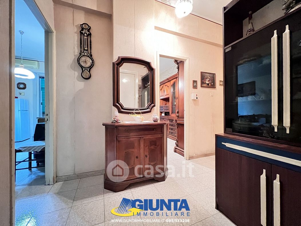 Appartamento in Vendita in Via Messina 347 a Catania
