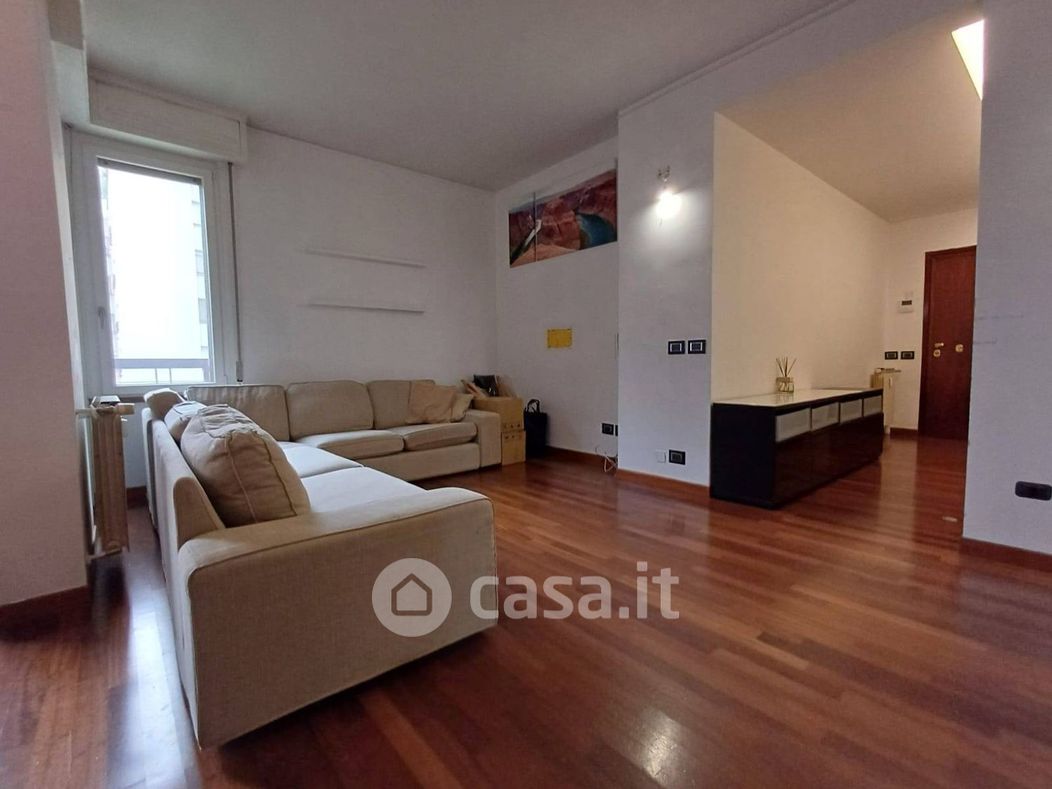 Appartamento in Vendita in Via Lucerna 7 a Milano