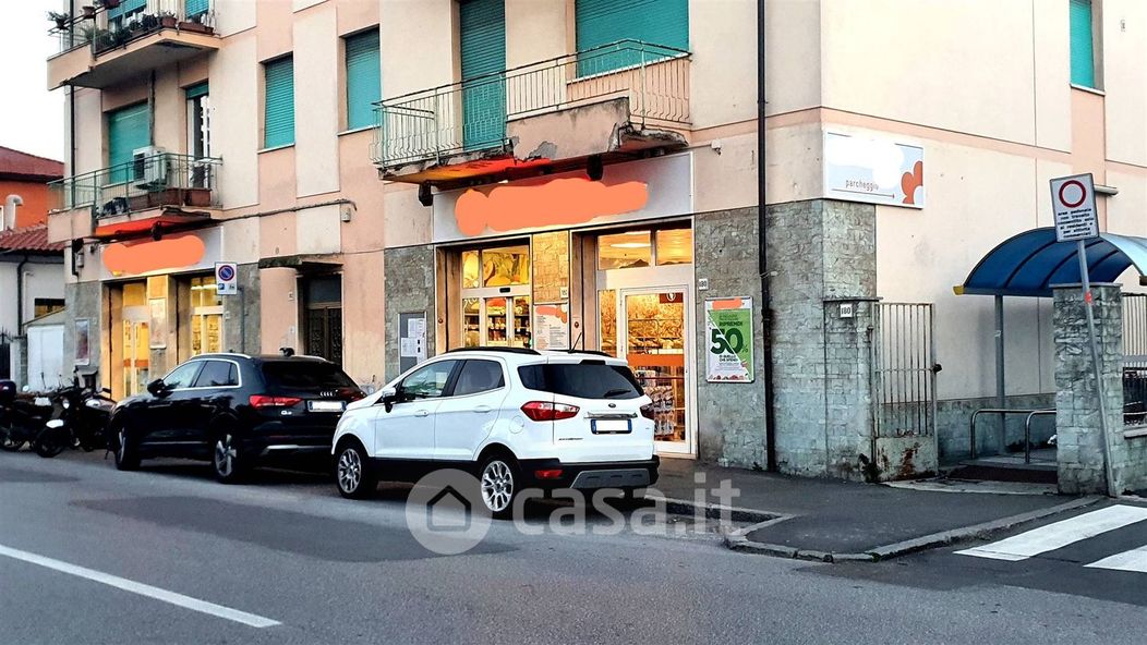 Negozio/Locale commerciale in Vendita in a Livorno