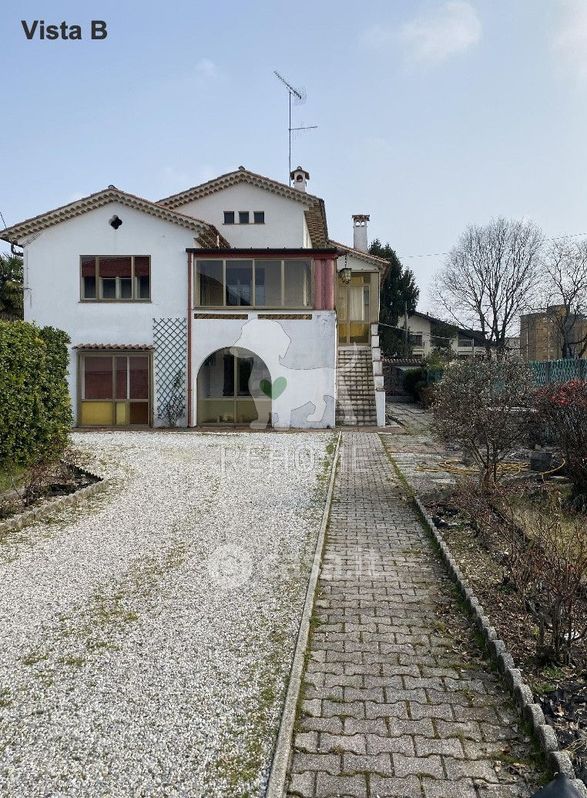 Casa indipendente in Vendita in Via Rovigno 29 a Udine