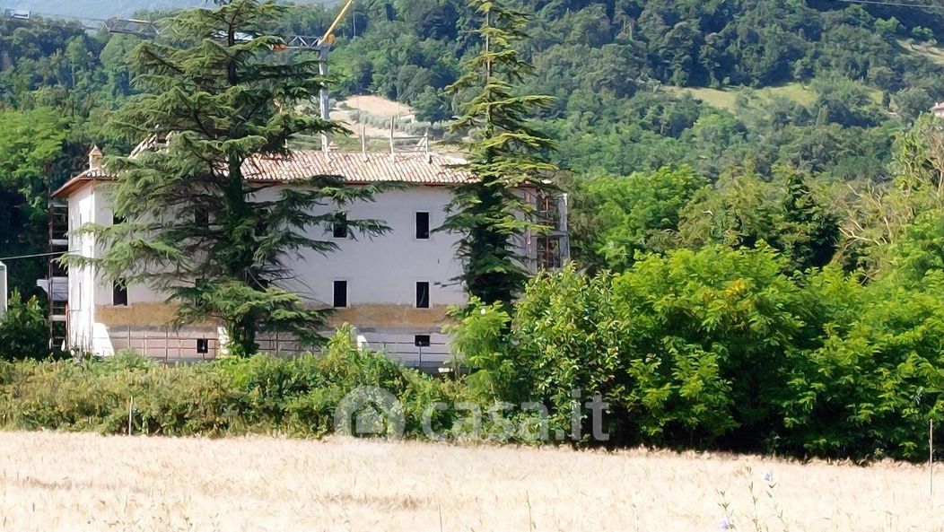 Villa in Vendita in Strada Provinciale 31 dell'Aspo 66 a Ascoli Piceno