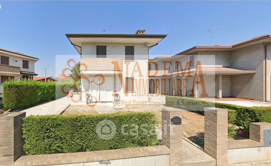 Casa Bi/Trifamiliare in Vendita in Vicolo Marchese F. Manfredini 9 a Camponogara