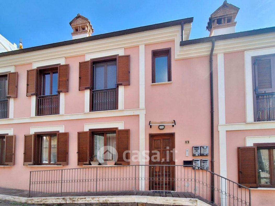 Appartamento in Affitto in Via Bacco 6 a Montorio al Vomano