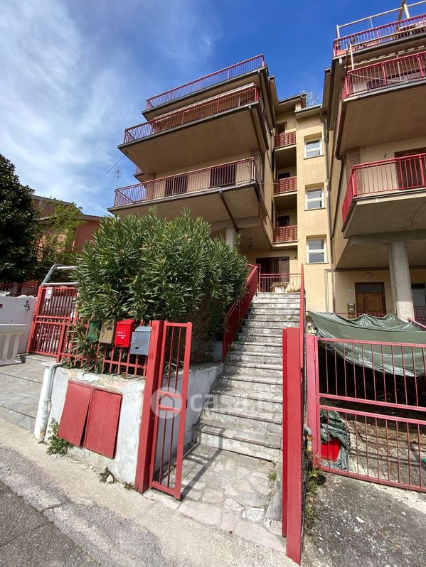 Appartamento in Vendita in Viale Vincenzo Noceta 105 a Terni