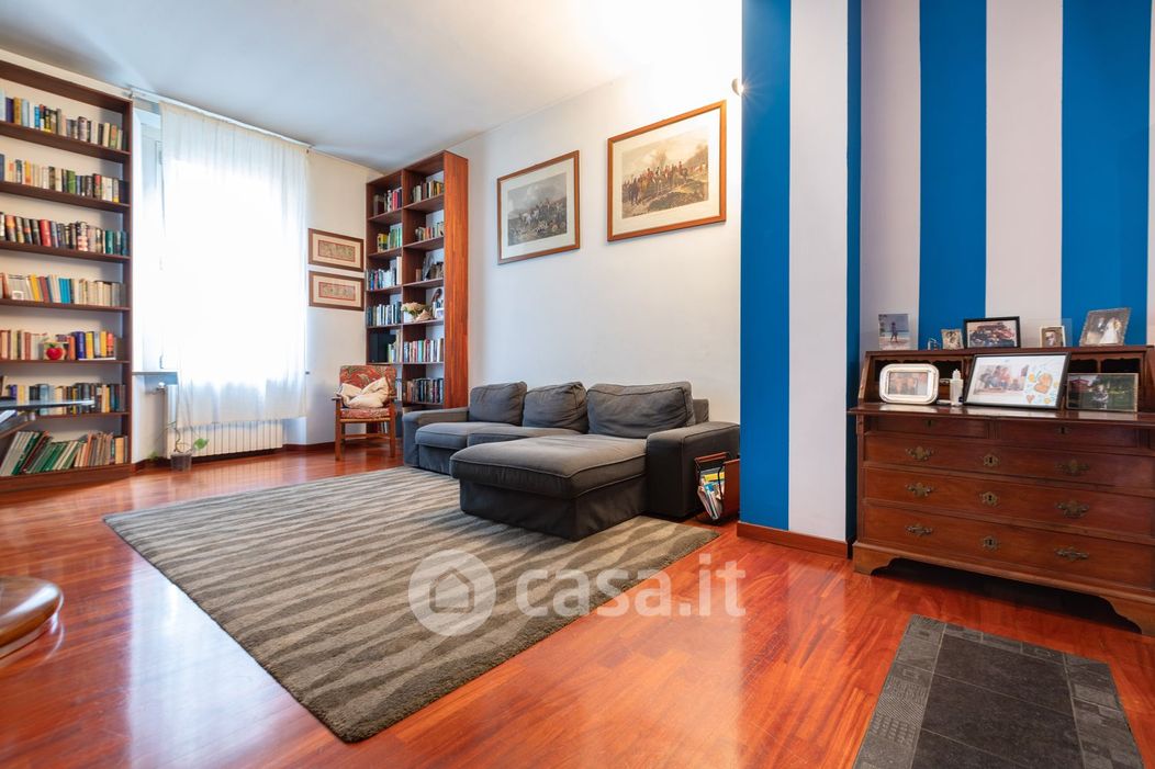 Appartamento in Vendita in Via Mauro Macchi 50 a Milano