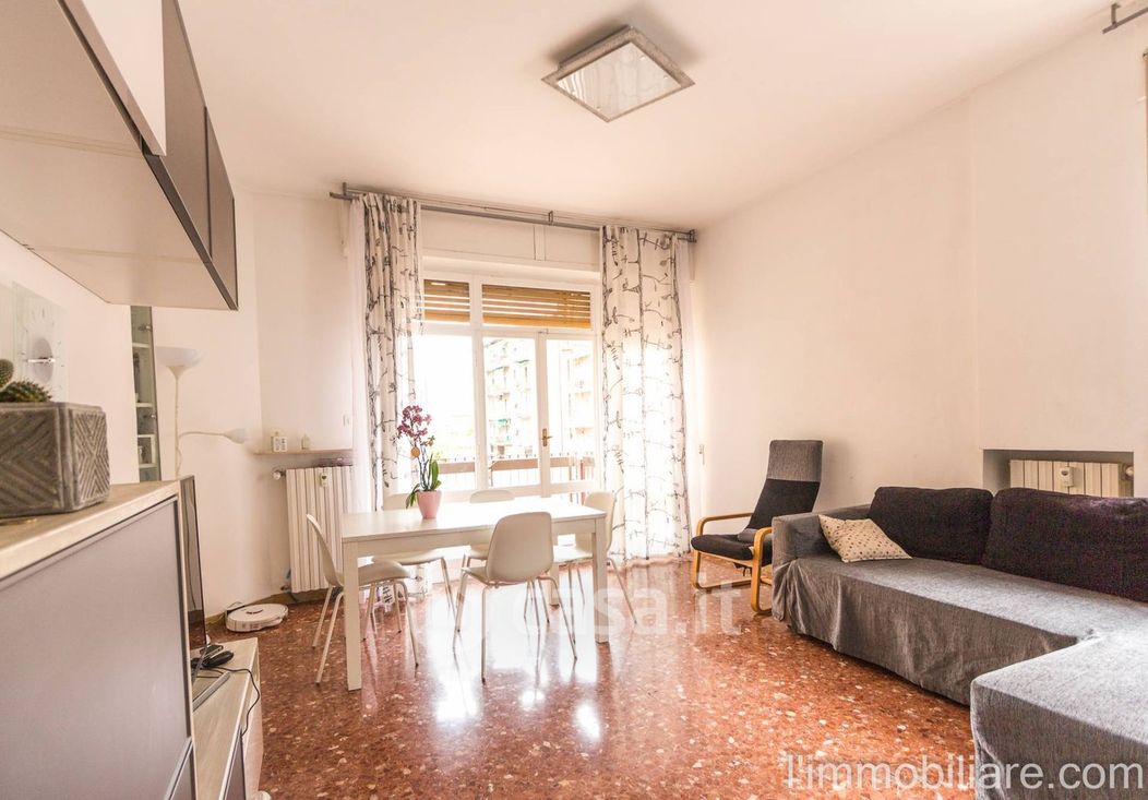Appartamento in Affitto in Via Osoppo 8 a Verona