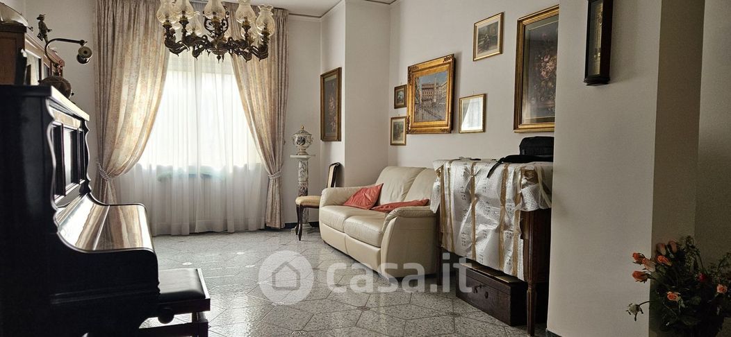 Appartamento in Vendita in Via Michele Guadagno 110 a Napoli