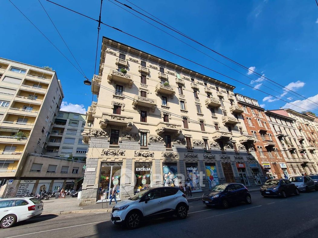 Ufficio in Affitto in Via Antonio Stradivari a Milano