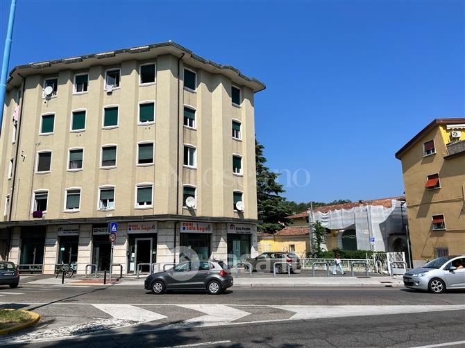 Appartamento in Vendita in Via Guglielmo Oberdan a Brescia