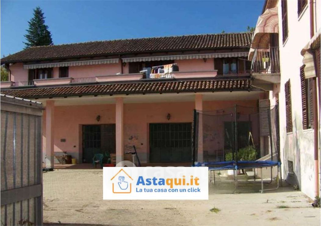 Appartamento in Vendita in Località Serravalle 17 a Asti