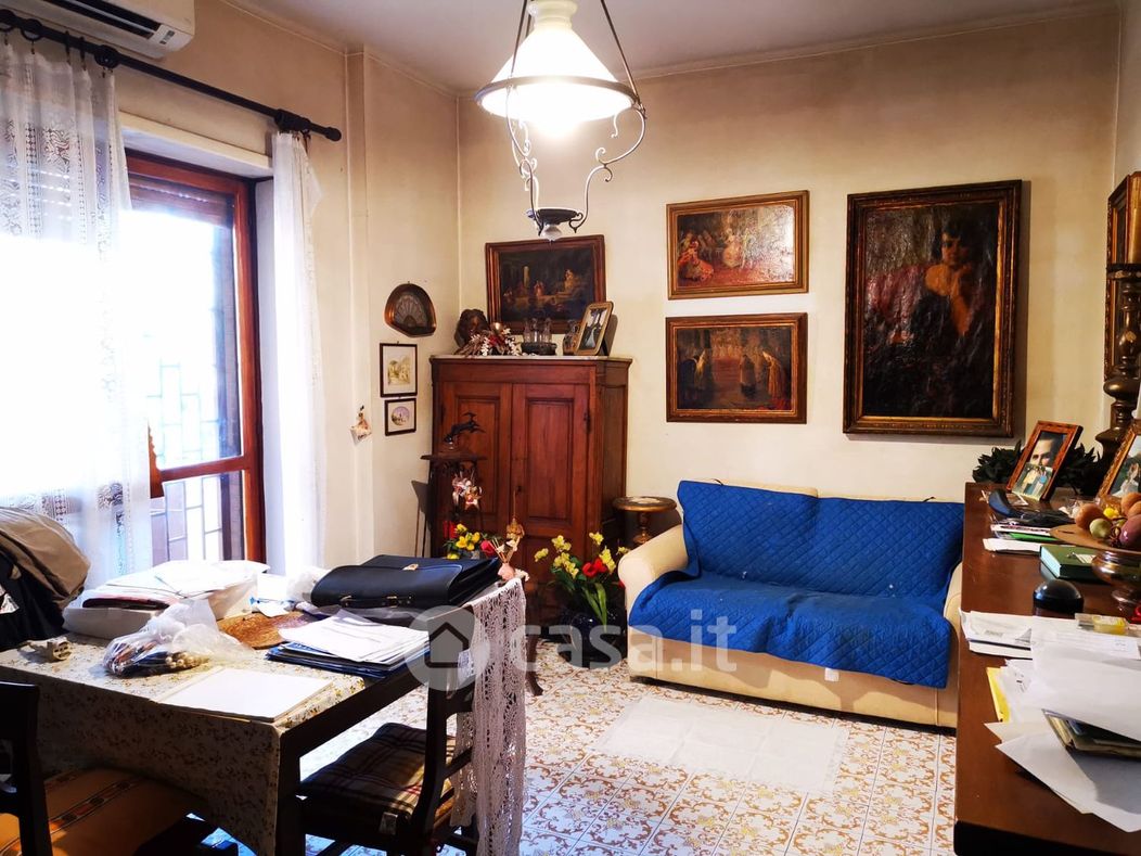 Appartamento in Vendita in Via Adolfo Gregoretti a Roma