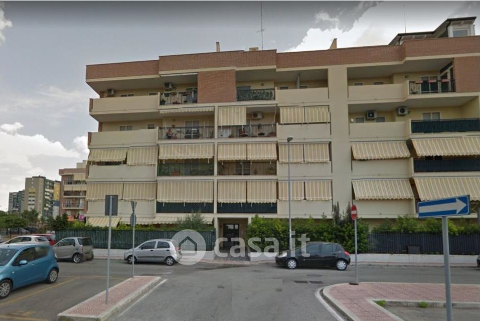 Appartamento in Vendita in Via Attica a Taranto