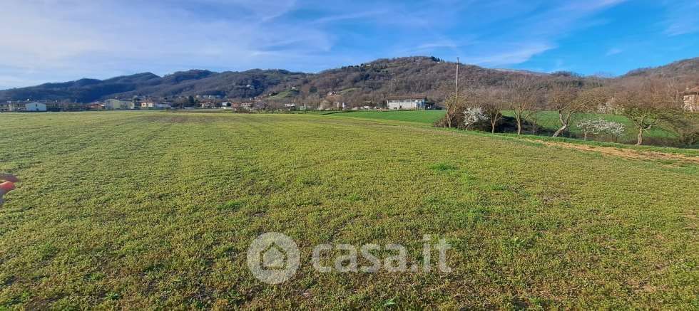 Terreno agricolo in Vendita in Via La Bressana a Mapello