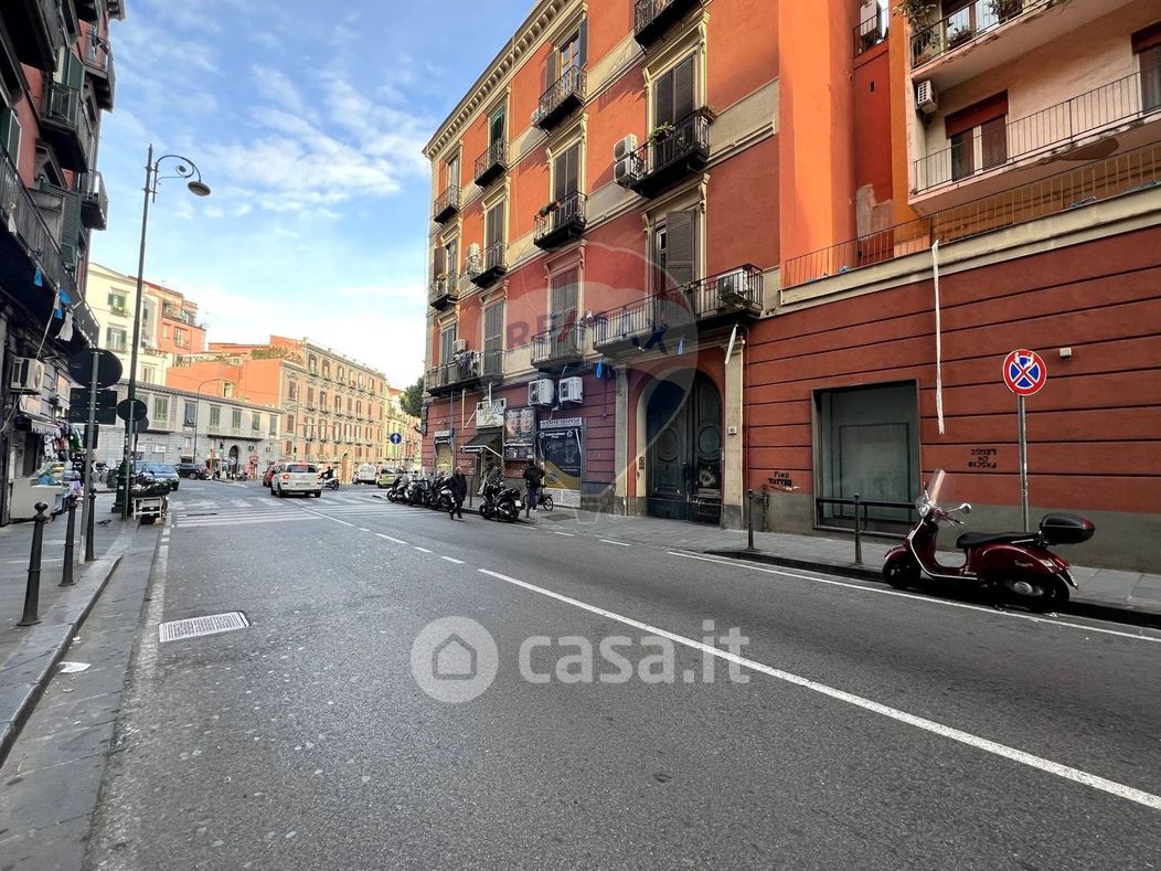 Negozio/Locale commerciale in Vendita in Corso Vittorio Emanuele 482 -476 a Napoli