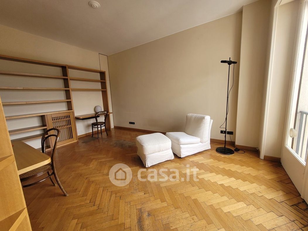 Appartamento in Affitto in Viale Romagna 11 a Milano