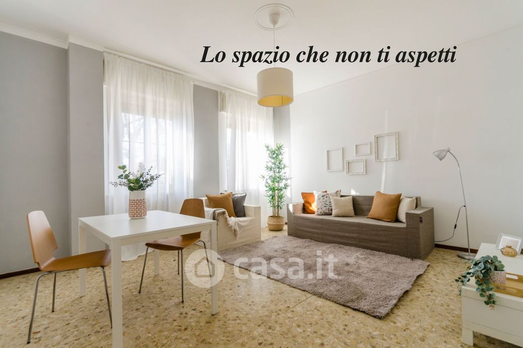 Appartamento in Vendita in Viale Sicilia 115 a Pavia
