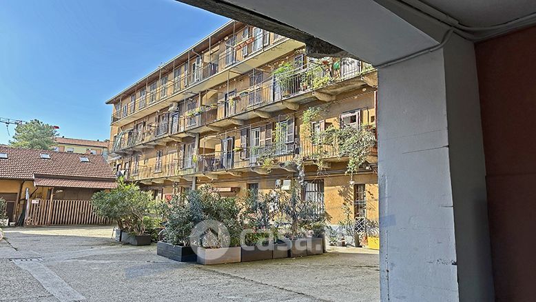 Appartamento in Vendita in Via Lodovico Il Moro 135 a Milano