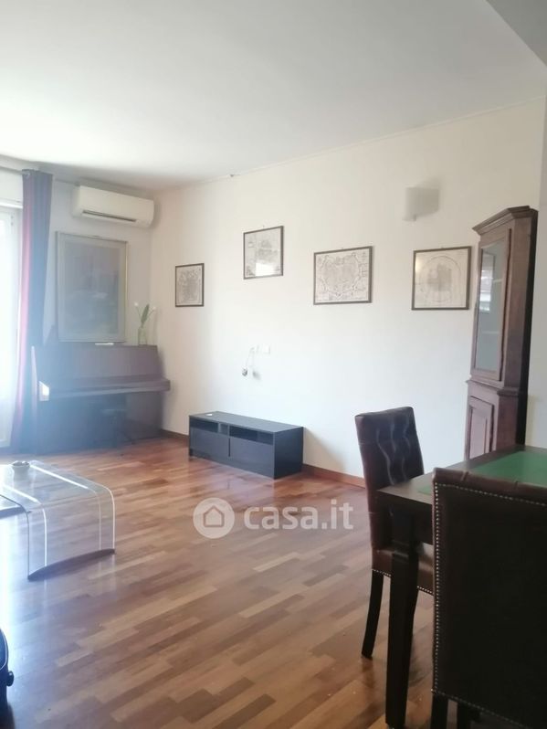 Appartamento in Affitto in Via Pietro Orseolo 5 a Milano
