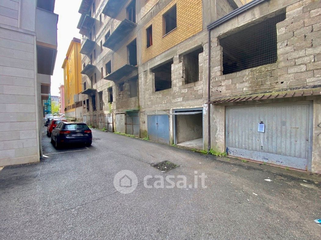 Garage/Posto auto in Affitto in Via Nicola Sala a Benevento