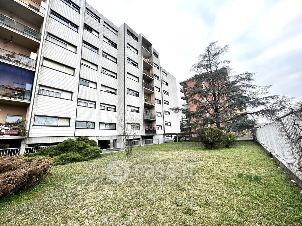 Appartamento in Vendita in Via Luigi Spazzapan 16 a Torino