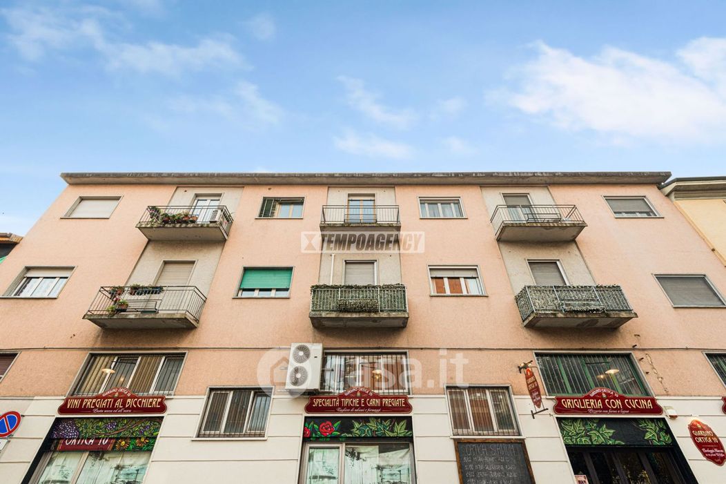 Appartamento in Vendita in Via Ortica 10 a Milano