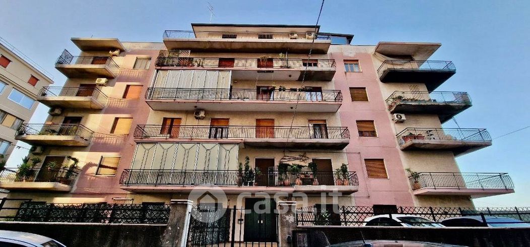 Appartamento in Vendita in Via Antonio Prestinenza 5 a Catania