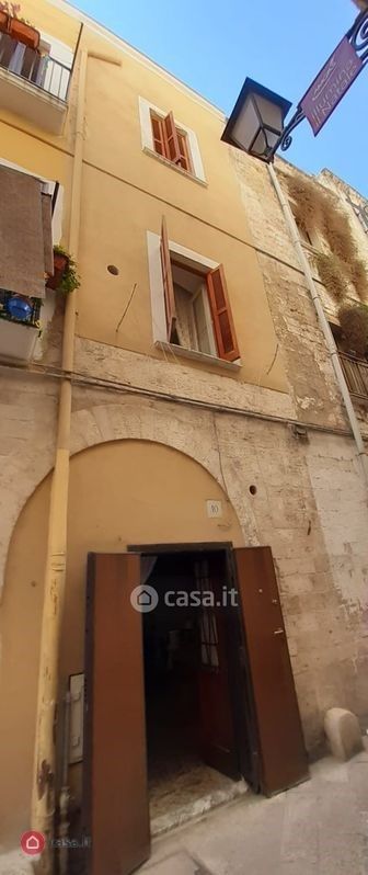 Palazzo in Vendita in Strada Bianchi-Dottula 10 a Bari