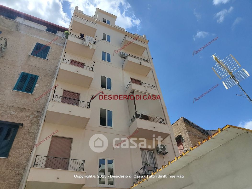 Appartamento in Vendita in Via Giuseppe Mancino 12 a Palermo