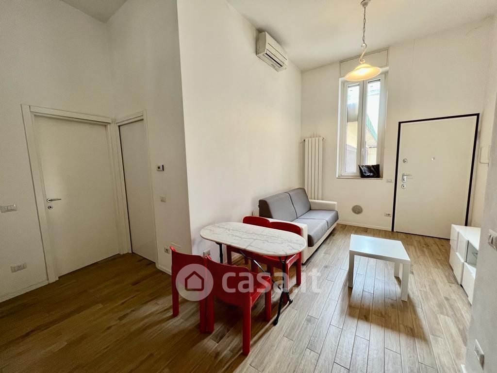 Appartamento in Affitto in Via Privata Bastia a Milano