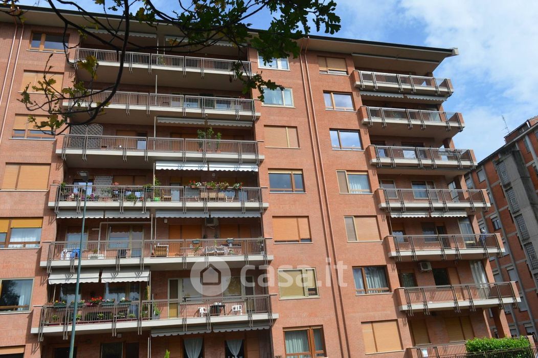 Appartamento in Vendita in Via Giovanni Palatucci 19 a Torino