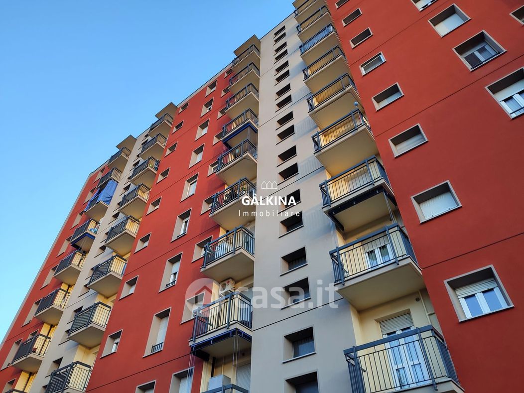 Appartamento in Vendita in Via Costantino Baroni 140 a Milano
