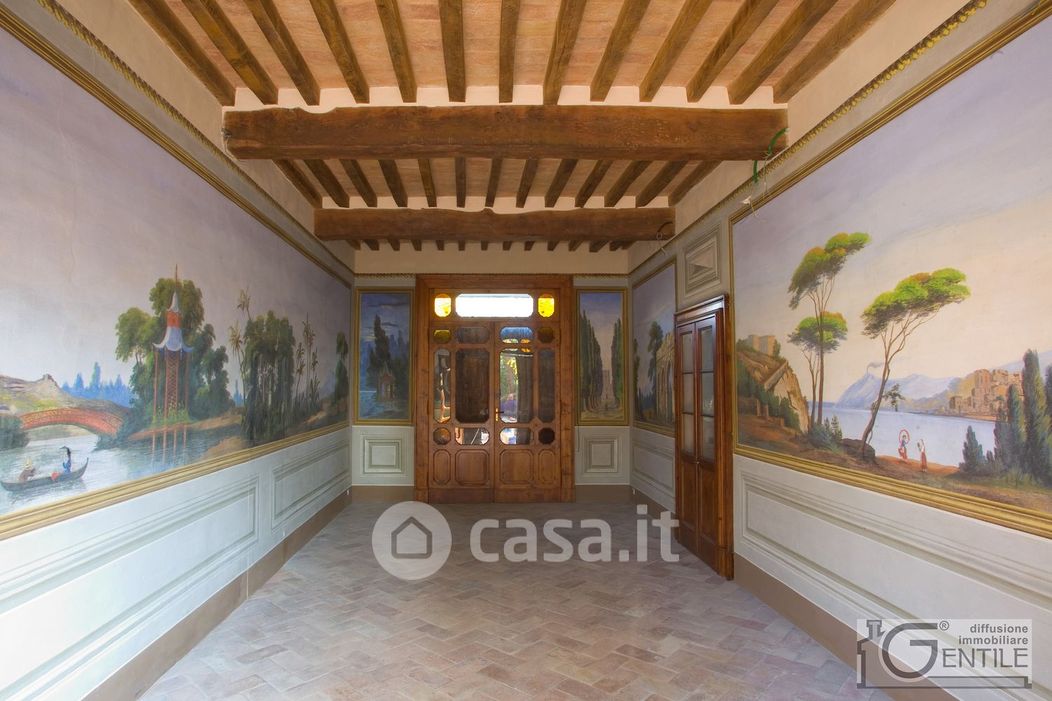 Villa in Vendita in Strada Sant'Anna in Malandriano a Parma