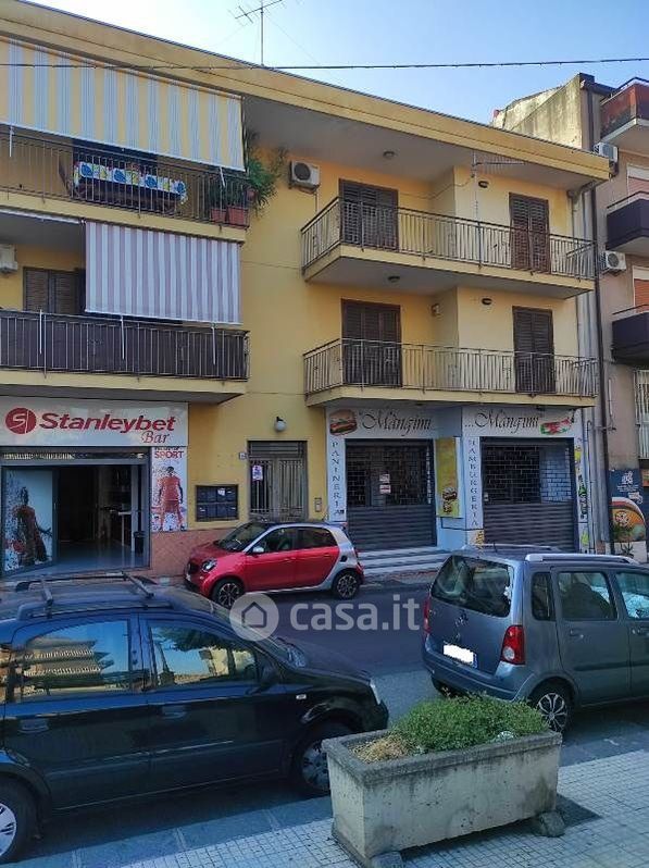 Appartamento in Vendita in Via Finocchiari 144 a Aci Catena