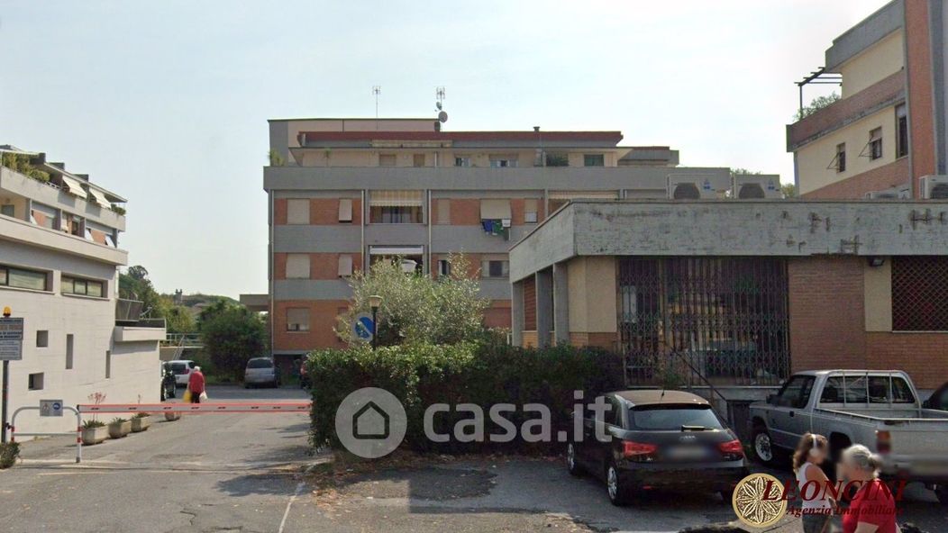 Appartamento in Vendita in Viale XX Settembre 292 a Carrara