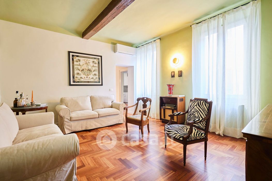 Appartamento in Affitto in Via San Maurilio 4 a Milano