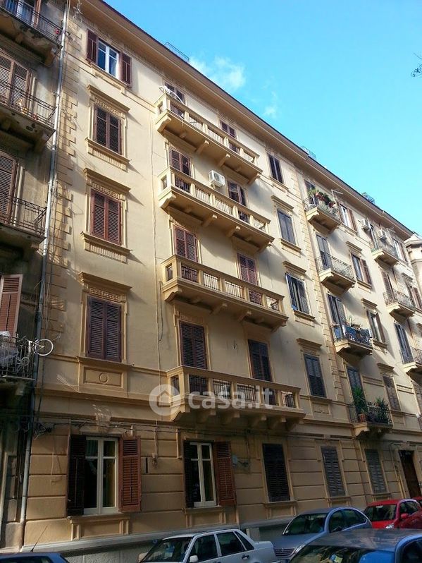 Appartamento in Vendita in Via Tripoli 17 a Palermo