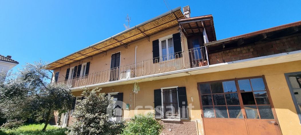 Casa indipendente in Vendita in Via Giuseppe Campana a Cilavegna
