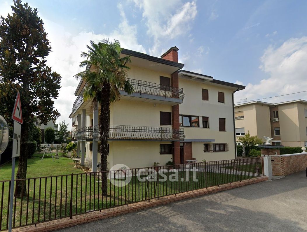 Casa indipendente in Vendita in Via Podgora a Treviso