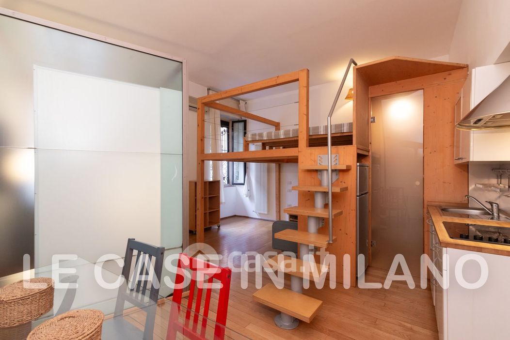 Appartamento in Affitto in Via Archimede 51 a Milano