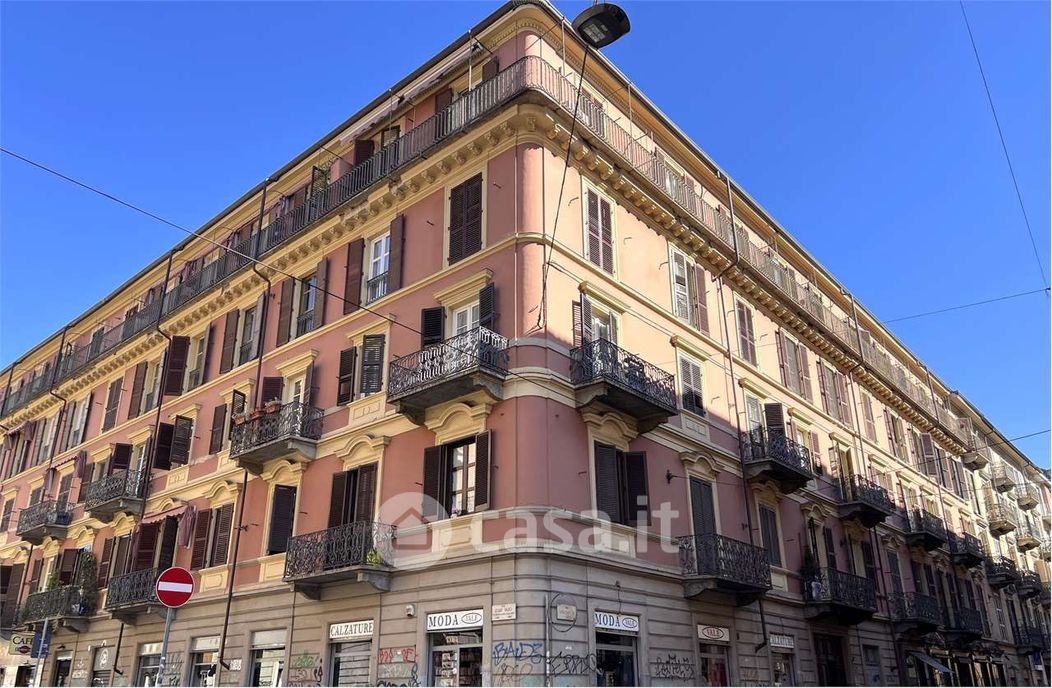 Appartamento in Vendita in Via Vanchiglia 39 a Torino