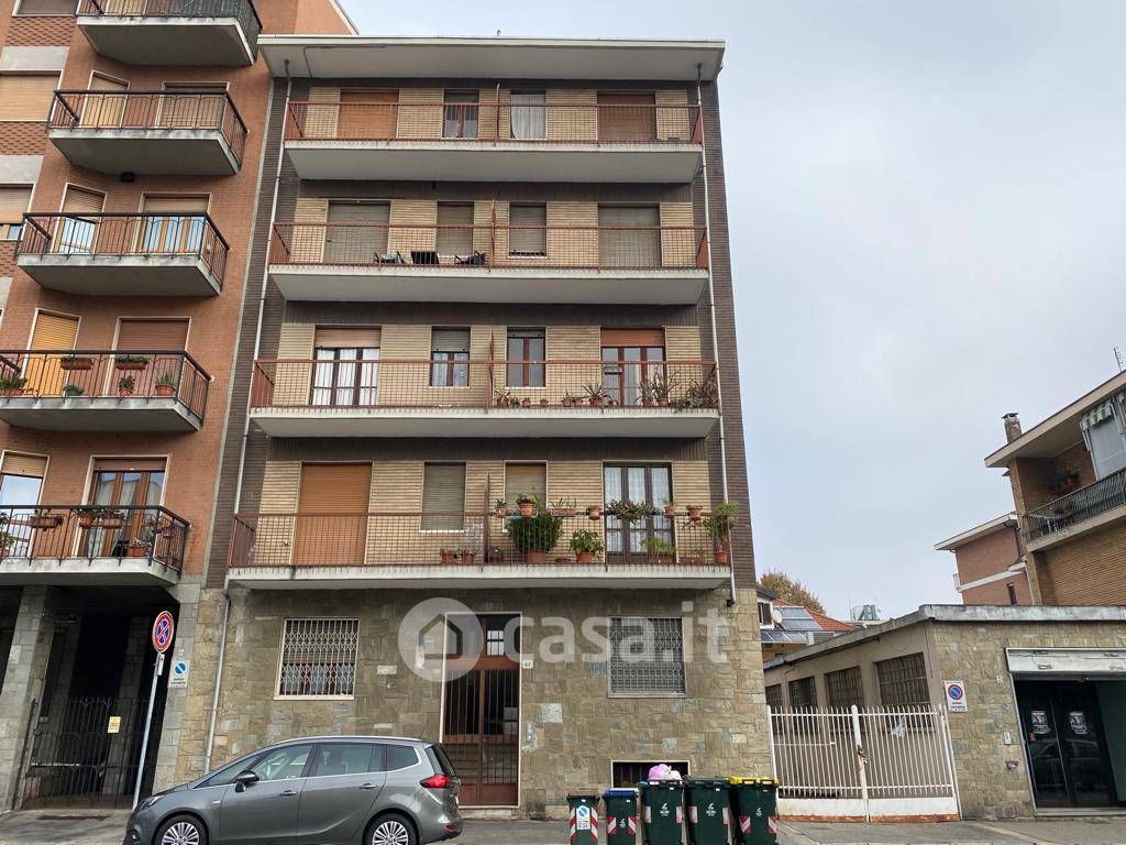 Appartamento in Vendita in Via Gaspero Barbera 41 a Torino