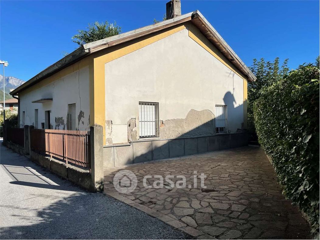 Casa Bi/Trifamiliare in Vendita in Via Beato Giacomo Alberione a Trento