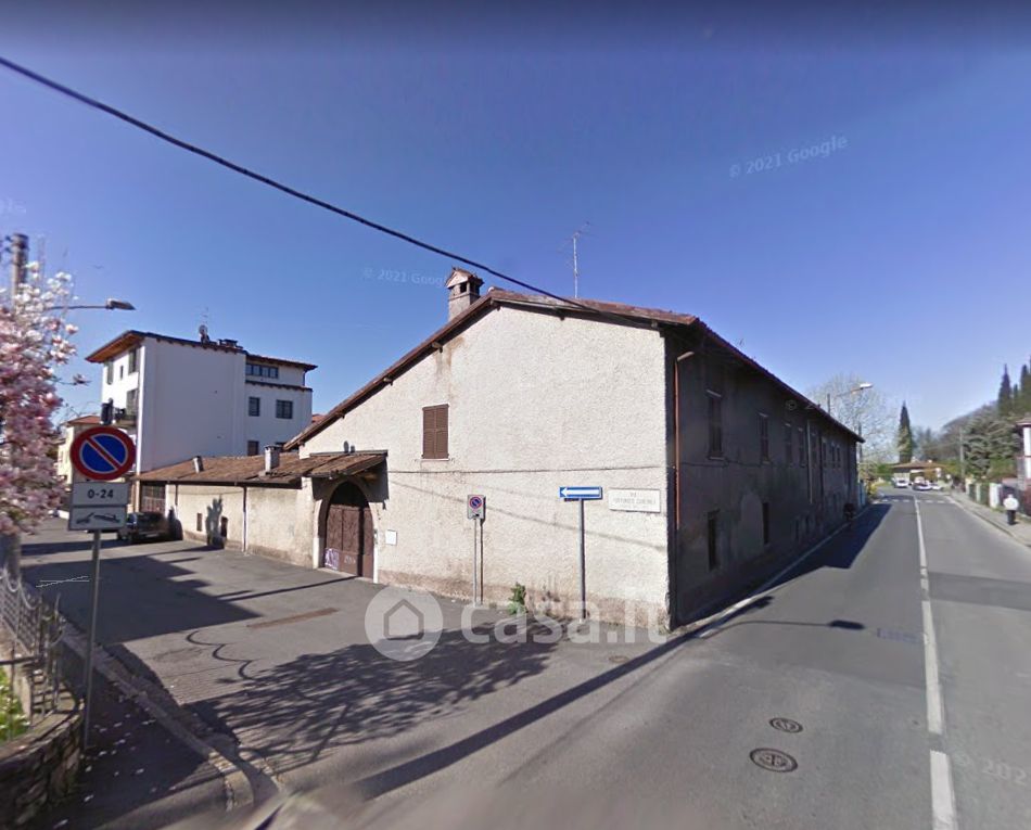 Casa indipendente in Vendita in Via Fortunato Canevali 31 a Brescia