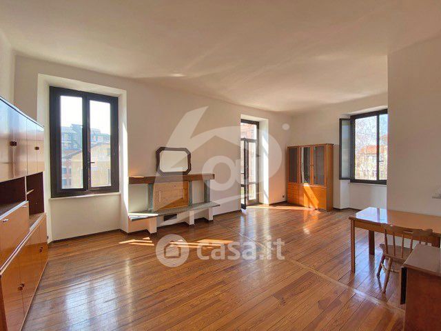 Appartamento in Affitto in Via Labiena 100 a Laveno-Mombello