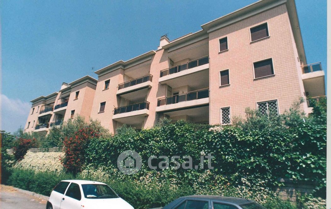 Appartamento in Vendita in Via Sant'Antonio di Padova 55 a Roma