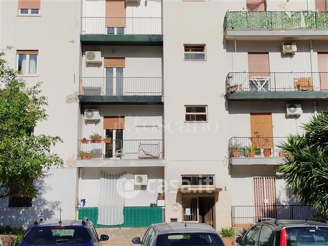 Appartamento in Vendita in Via Giuseppe Carta a Palermo